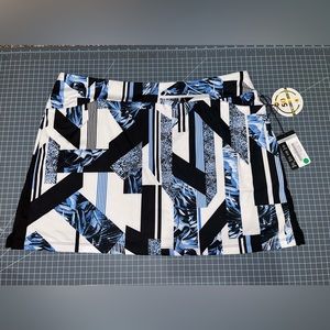 Tail blue, black, and white printed athletic skort women’s xl